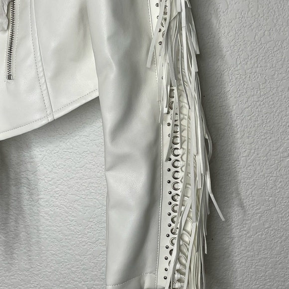 Azalea Wang jacket fringe Western sz XL white Elegant NWOT - Picture 4 of 10